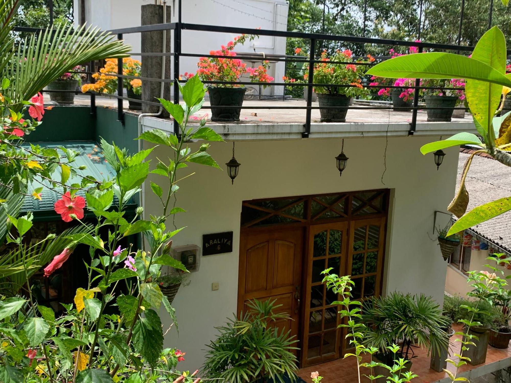 Araliya Home Stay Kandy Bagian luar foto