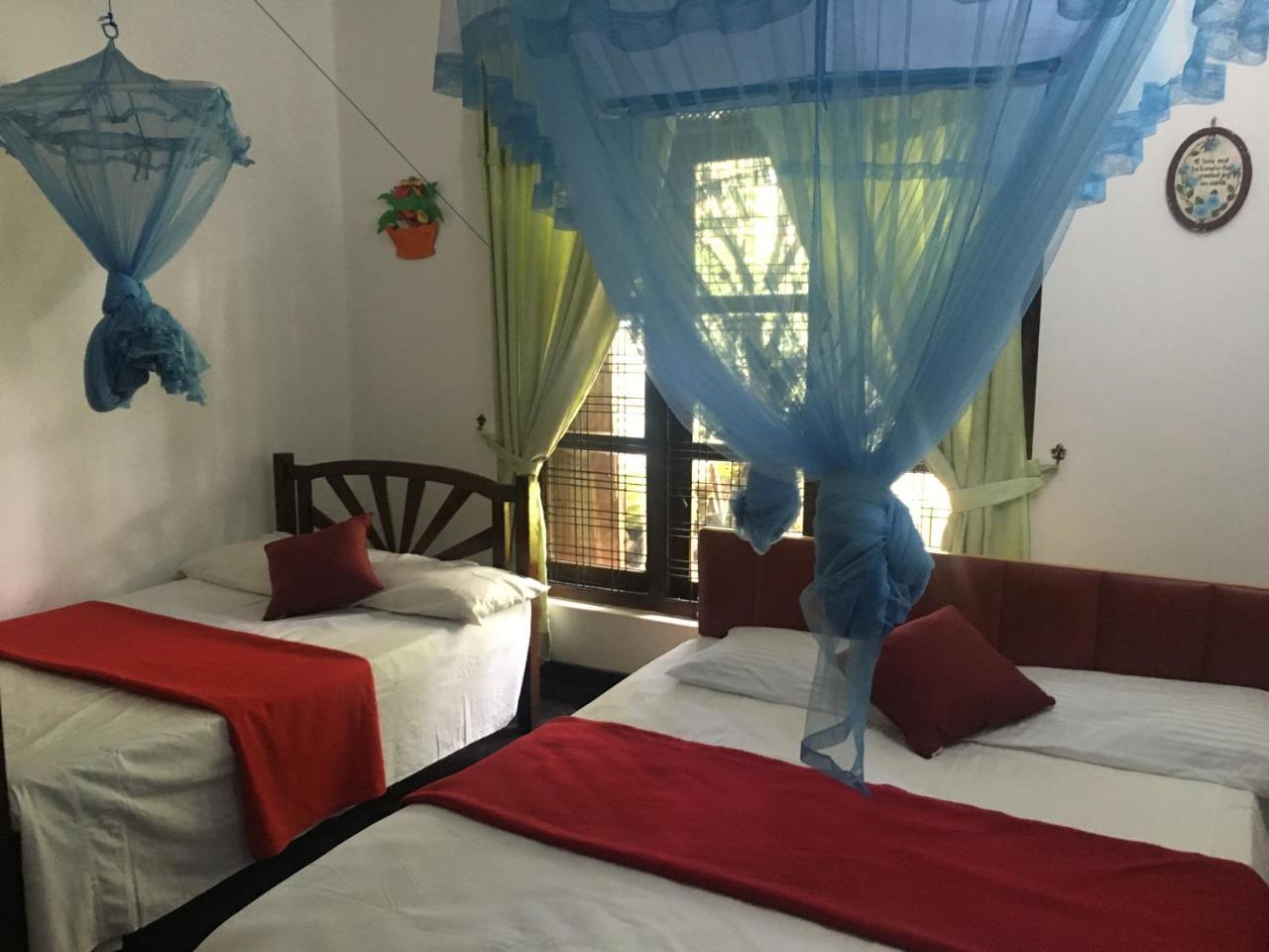 Araliya Home Stay Kandy Bagian luar foto
